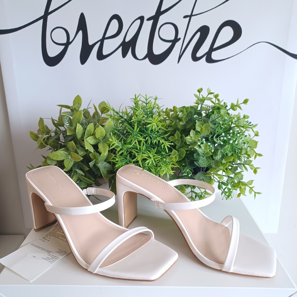 The Drop Avery Square Toe Sandals | Size EU 39 / US 8 | Ivory - Picture 7 of 7